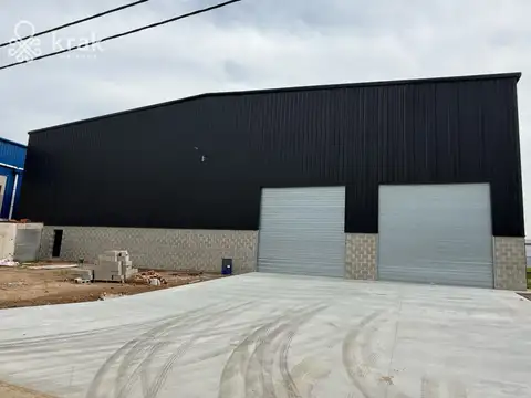 Galpon en Alquiler 40  mts Frente