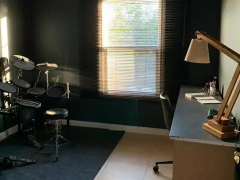 Abril Club de Campo. Impecable casa Pulte