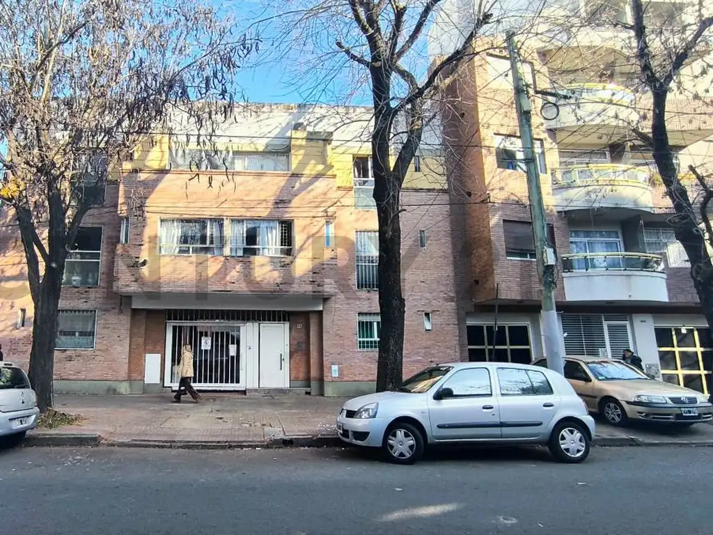 2 entre 61 y 62 1400, Piso 2