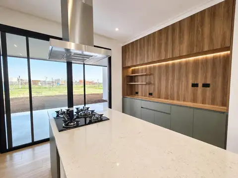 Casa en Venta en Benavidez, USD 380.000