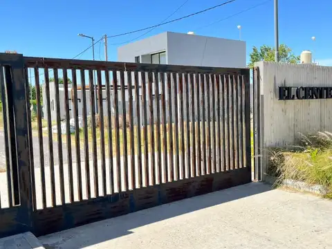 Terreno en Venta 27  mts Fondo