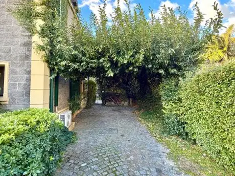 Casa en Venta en Barrancas de San José, USD 370.000
