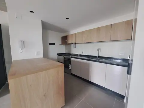 VENTA - Departamento un dormitorio con balcón y amenities. Alberdi, Rosario.