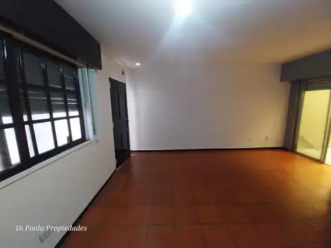 Depto Tipo Casa en Venta en Lomas de Zamora, USD 60.000