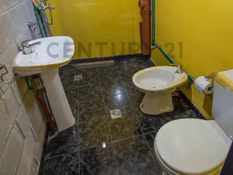 Local en Alquiler en Benavidez, USD 4.500