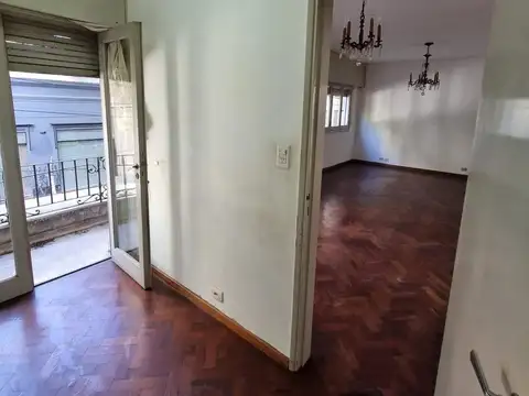 Departamento 5 ambientes con 2 baños