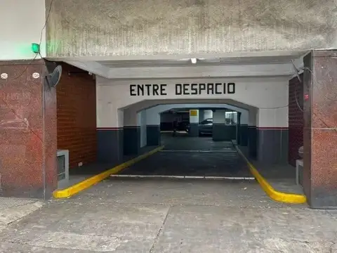 Senillosa 200, Piso 4
