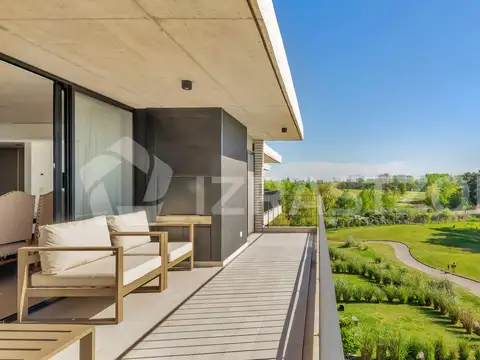 Departamento de categoría de 4 ambientes con vista al golf en Residence, Pilara