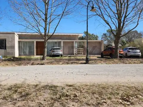 Quinta en Venta en Carmen de Areco, USD 202.000