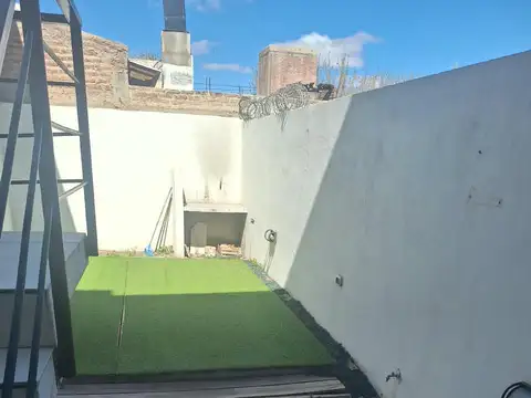 Depto Tipo Casa en Alquiler de 3 dormitorios