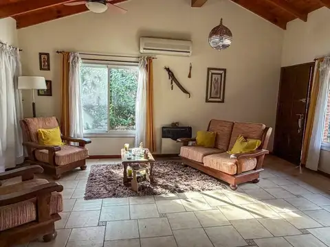 Casa Chalet  en Venta en Los Quinchos Club de Campo, Pilar, G.B.A. Zona Norte
