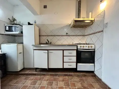 Depto Tipo Casa en Venta en Adrogue, USD 60.000