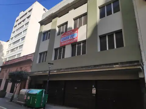 A 100 METROS de la AV. 9 DE JULIO