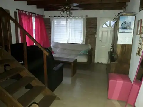 Casa en Alquiler en Parque El Aromo, $ 750.000