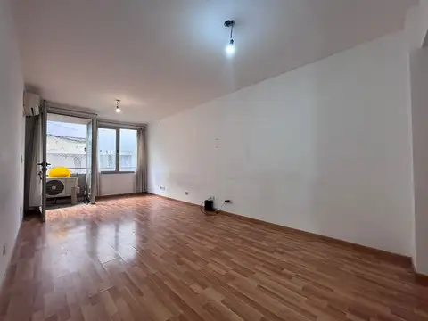 MONOAMBIENTE CTFTE C/BALCON - SUM y LANDRY