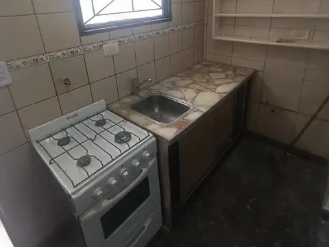 Depto Tipo Casa en Venta 40 años
