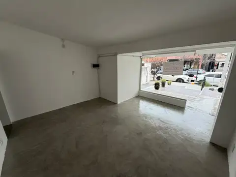 Local en Alquiler en Cerro De Las Rosas, $ 2.000.000