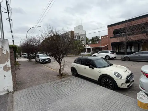 Alquilo Local Comercial Jose Luis Tejeda 4238