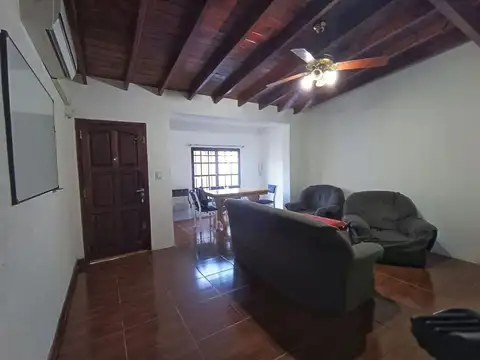 CASA 6 AMBIENTES EN VENTA EN EL TALAR C/ JARDIN