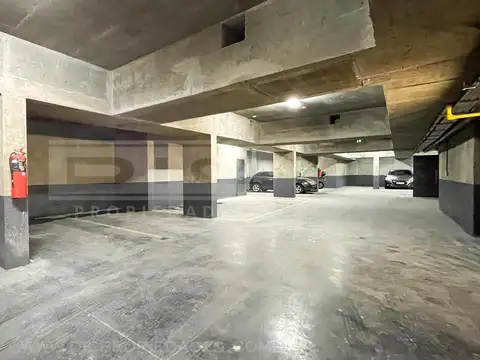 Av.  Maipu 3800   1º Subsuelo cochera 112 entre Diaz Velez y Debenedetti