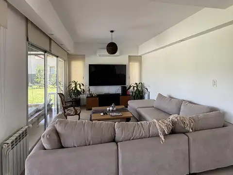 VENTA DE CASA EN LA TRINIDAD