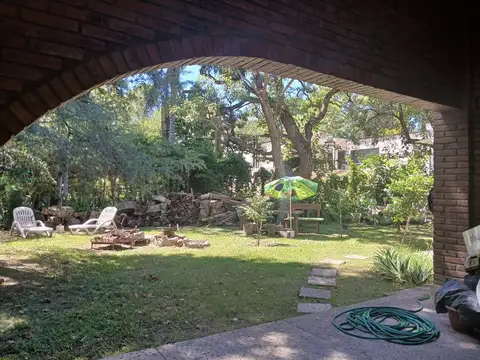 REMAX VENDE CASA EN COUNTRY LOS MOLINOS
