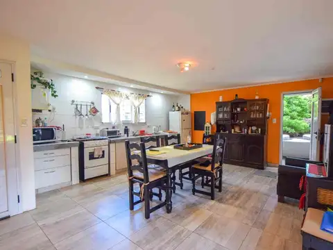 Venta casa 2 ambientes gran parque Las Dalias