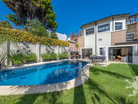 CASA CON JARDIN Y PISCINA - VENTA - 6 AMBIENTES - BELGRANO