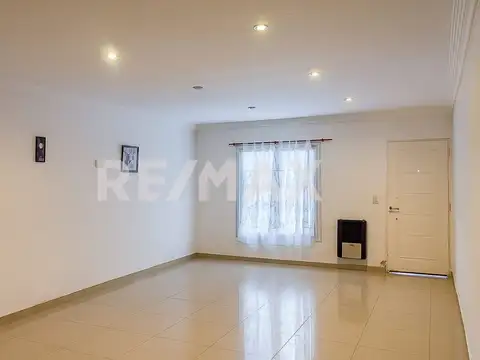 Casa en Venta en Plottier, USD 130.000