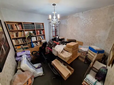 VENTA OFICINA O CASA EN PH SAN MARTIN CENTRO