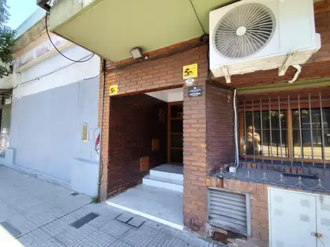 Av. San Pedrito 700, Piso 7