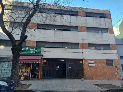 VENTA COCHERA CABALLITO 