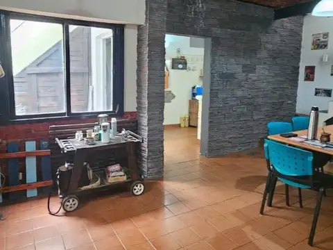 Depto Tipo Casa en Venta de 4 dormitorios