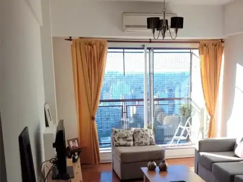 EXCELENTE DEPARTAMENTO 3 AMB CON BAULERA. ESCUCHA OFERTA.