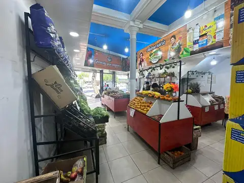 Local en Alquiler Via Púb.