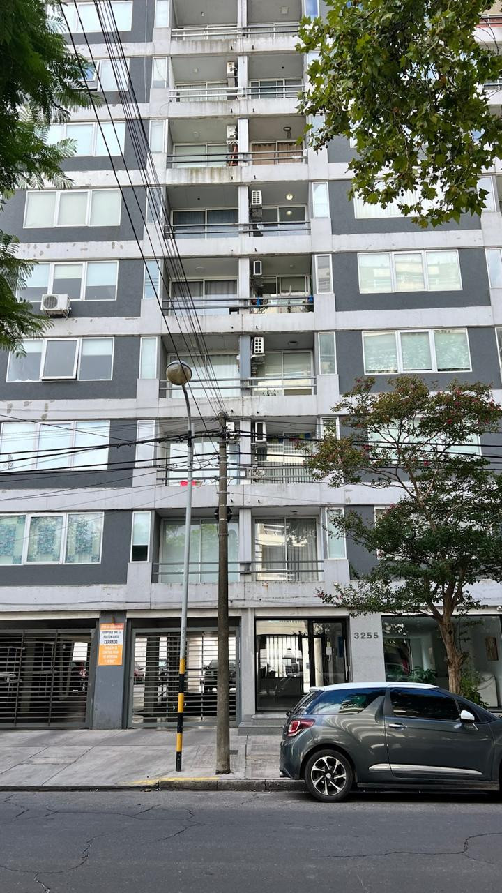 Departamento en Alquiler con 1 cocheras