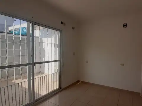 Departamento 2 ambientes en planta baja sin expensas