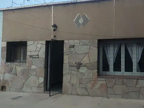 Vivienda o Terreno para desarrollo inmobiliario