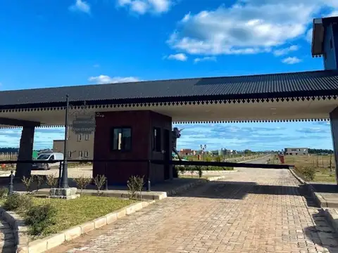 Terreno en Venta en San Antonio de Padua, USD 45.000