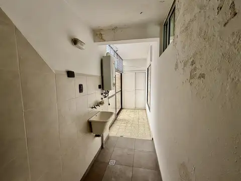 Departamento 5 ambientes con 1 baño
