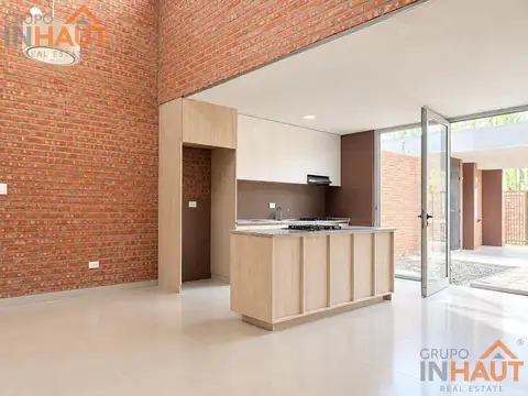Depto Tipo Casa en Alquiler de 3 ambientes