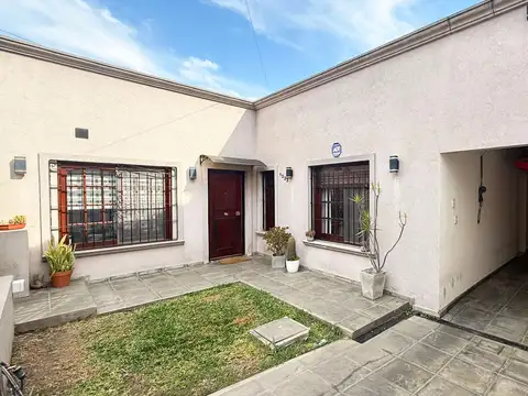VENTA CASA 3AMB. CON PILETA, EL PALOMAR