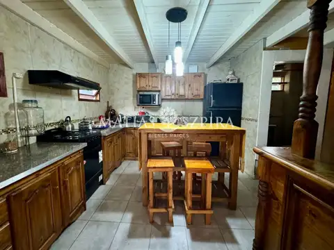 Casa Cabaña en venta Las Acacias