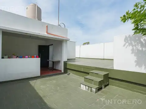 Depto Tipo Casa 5 ambientes con 2 baños