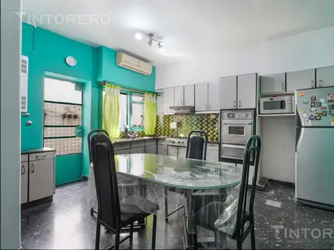 Depto Tipo Casa en Venta de 5 ambientes