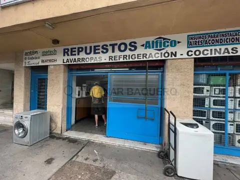 Venta de local en Pompeya