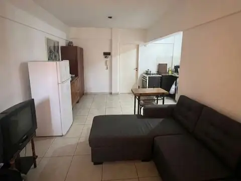 Valentin vergara 1900, Piso 1