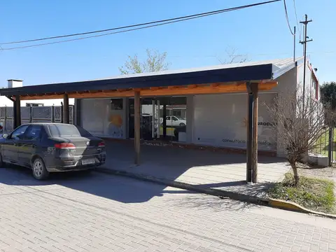 Casa mas Local a la venta en Bialet Masse. (C59)