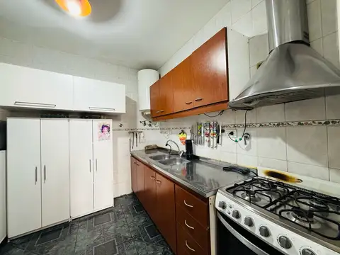 Depto Tipo Casa en Venta de 4 ambientes