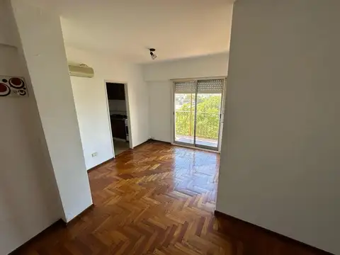Moreno 3900, Piso 8°